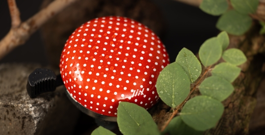 Liix DESIGN BELL POLKA DOTS Klingel / red  3