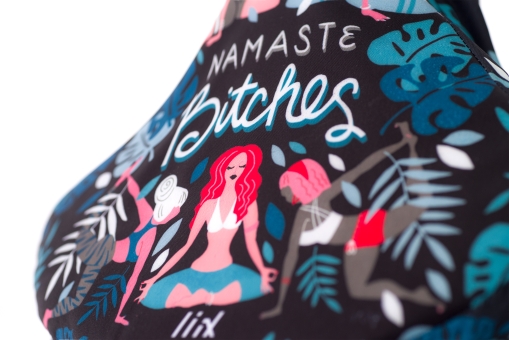 Liix SADDLE COVER NAMASTE BITCHES Sattelbezug  3